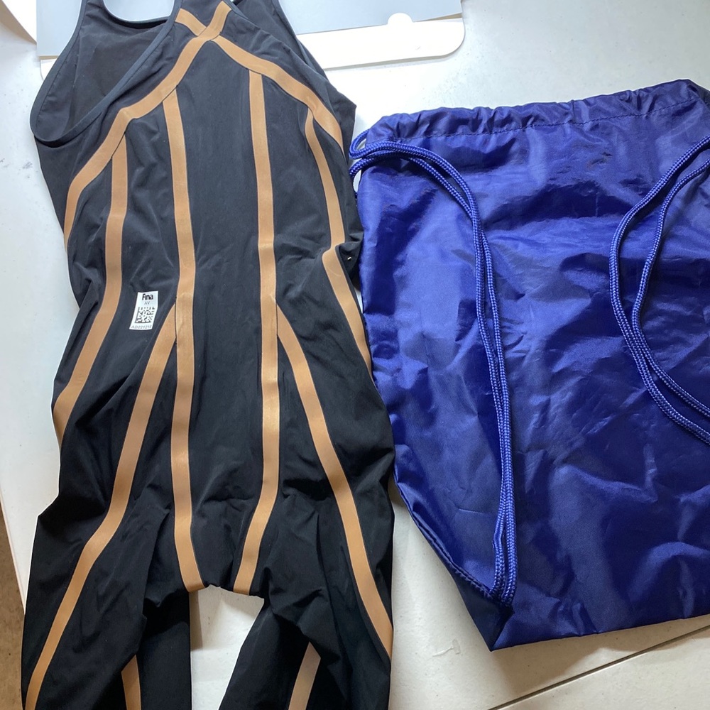 NWT Adidas Adizero XX Womens Swimsuit Blk Gold 26”